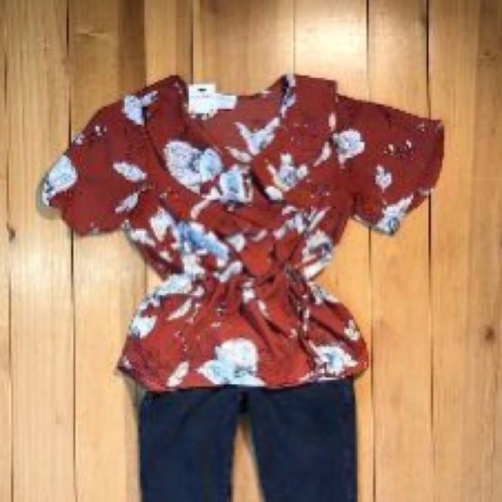 Floral Rust Colored Blouse, Front Ruffle, Tie - Picture 4 of 7